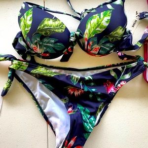 New with tags shein bikini
